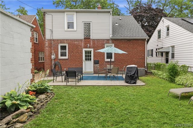 36 Morton Drive, Amherst, NY 14226