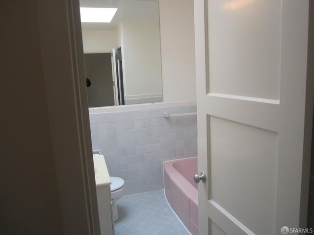 3016 Vicente Street, San Francisco, CA 94116