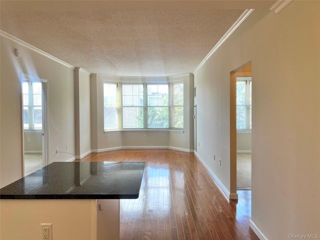 300 Mamaroneck Avenue 611, White Plains, NY 10605