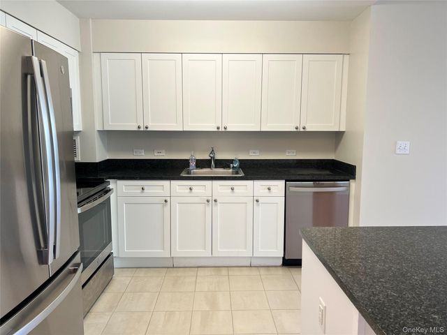 300 Mamaroneck Avenue 611, White Plains, NY 10605