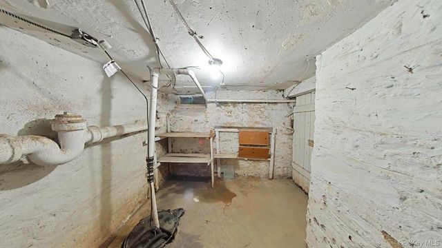 3378 Fort Independence Street, Bronx, NY 10463