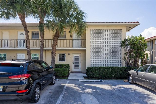 2160 NE 36th St 36, Lighthouse Point, FL 33064