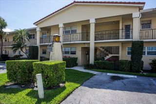 2160 NE 36th St 36, Lighthouse Point, FL 33064