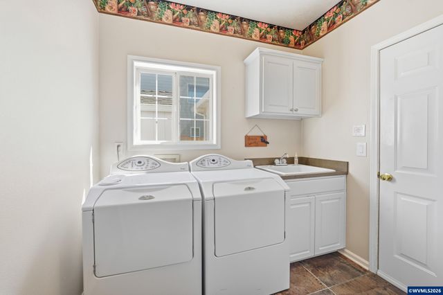 693 Springridge Dr N, Keizer, OR 97303