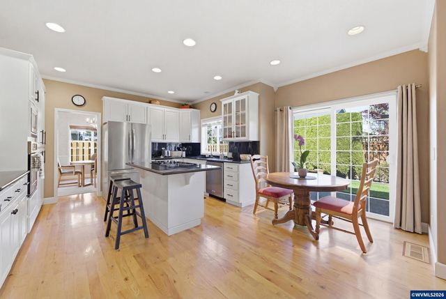 693 Springridge Dr N, Keizer, OR 97303