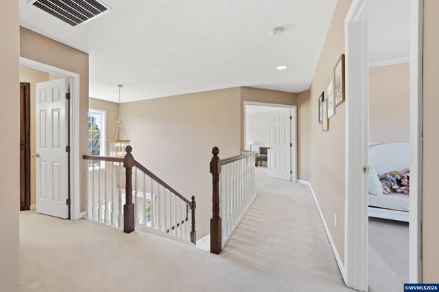 693 Springridge Dr N, Keizer, OR 97303