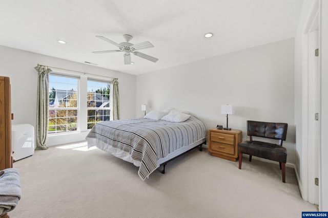 693 Springridge Dr N, Keizer, OR 97303