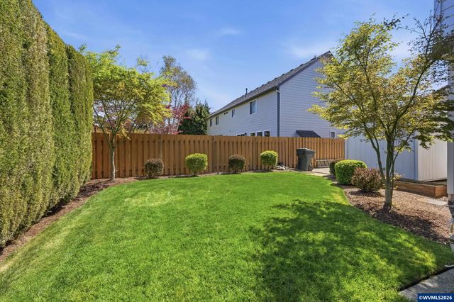 693 Springridge Dr N, Keizer, OR 97303