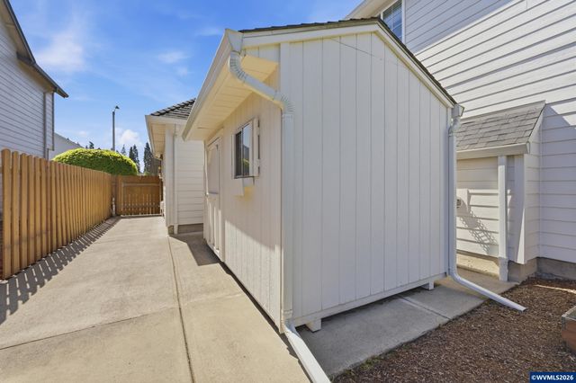 693 Springridge Dr N, Keizer, OR 97303