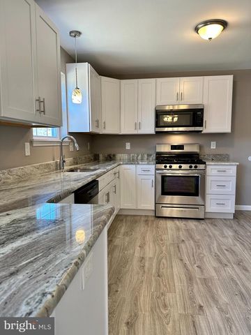 1062 HICKORY DR, Vineland, NJ 08360