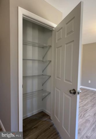 1062 HICKORY DR, Vineland, NJ 08360