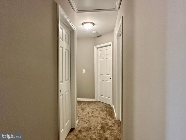 1062 HICKORY DR, Vineland, NJ 08360