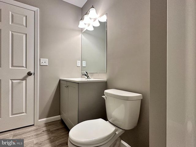 1062 HICKORY DR, Vineland, NJ 08360