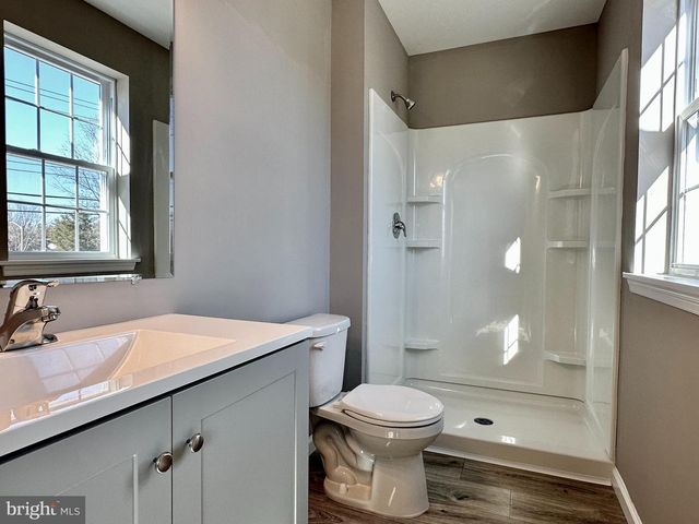 1062 HICKORY DR, Vineland, NJ 08360