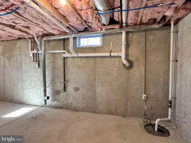 1062 HICKORY DR, Vineland, NJ 08360