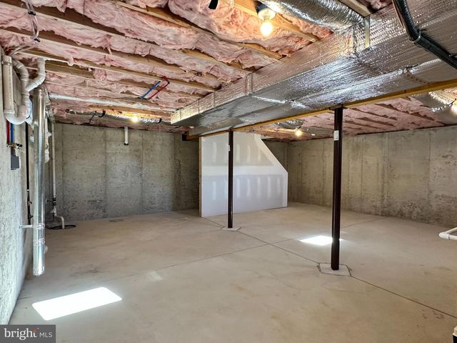 1062 HICKORY DR, Vineland, NJ 08360