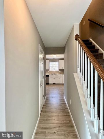 1062 HICKORY DR, Vineland, NJ 08360