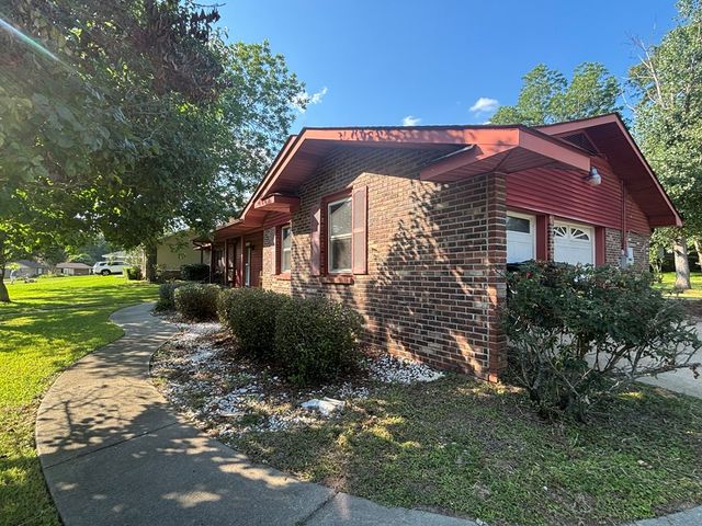 1215 Seneca Drive, Dothan, AL 36301