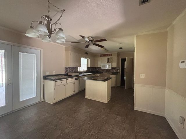 1215 Seneca Drive, Dothan, AL 36301