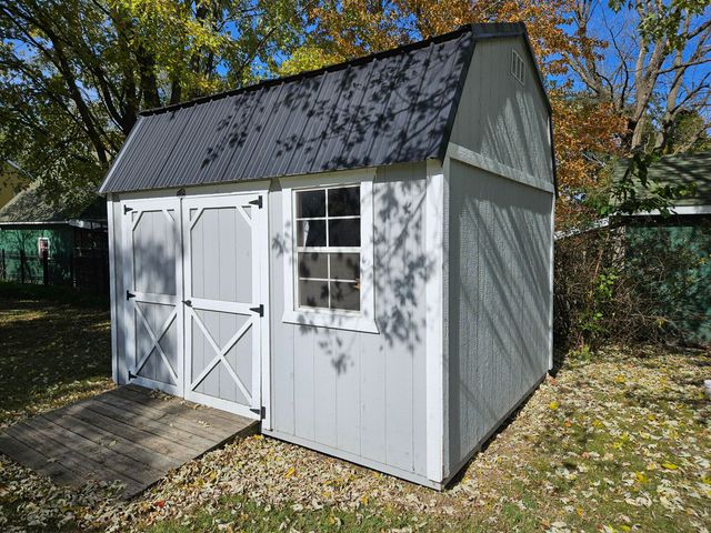 216 S Elliott Avenue, Aurora, MO 65605