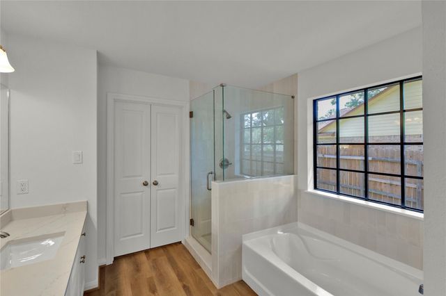 230 Tupelo Lane, Conroe, TX 77304