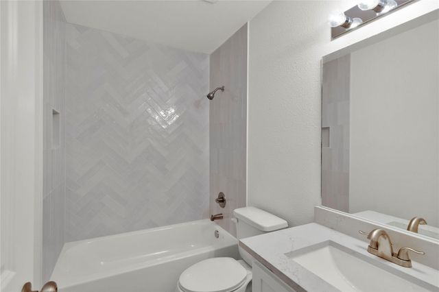 230 Tupelo Lane, Conroe, TX 77304