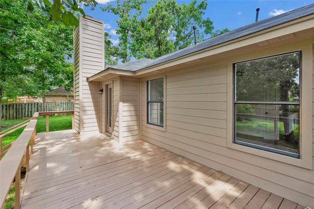 230 Tupelo Lane, Conroe, TX 77304