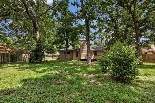 230 Tupelo Lane, Conroe, TX 77304