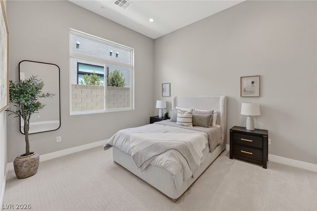 5064 High Hill Street, Las Vegas, NV 89135