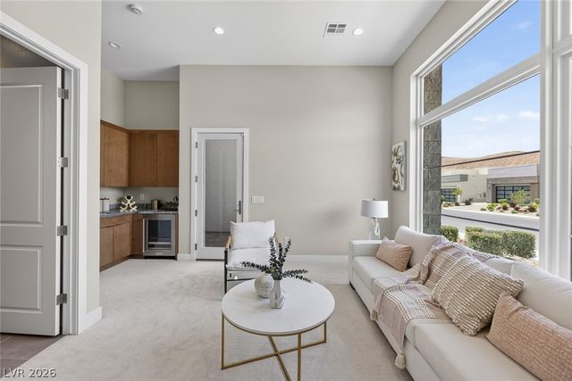 5064 High Hill Street, Las Vegas, NV 89135
