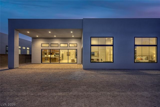 5064 High Hill Street, Las Vegas, NV 89135
