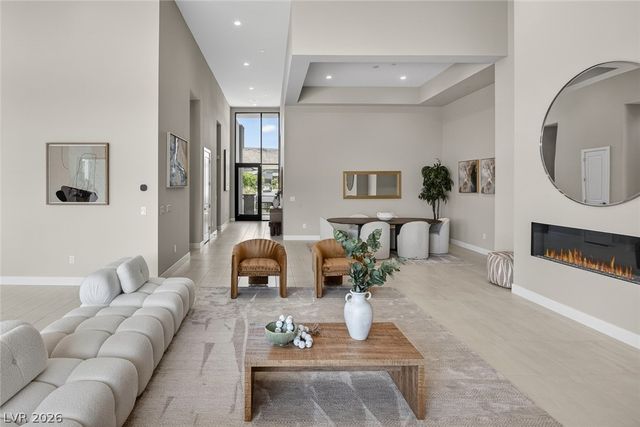 5064 High Hill Street, Las Vegas, NV 89135