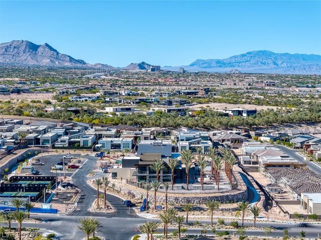 5064 High Hill Street, Las Vegas, NV 89135
