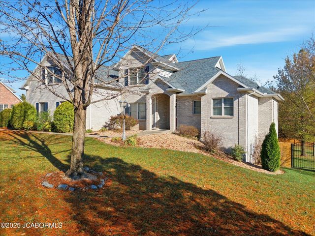 214 PHEASANT RUN ROAD, Jefferson City, MO 65109