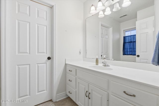 214 PHEASANT RUN ROAD, Jefferson City, MO 65109