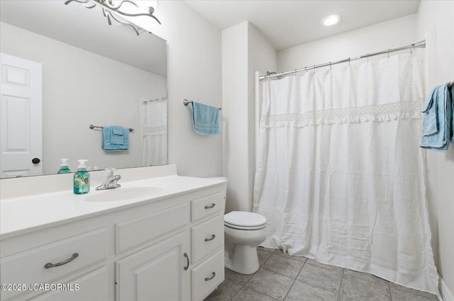 214 PHEASANT RUN ROAD, Jefferson City, MO 65109