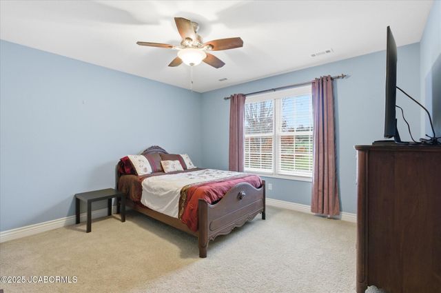 214 PHEASANT RUN ROAD, Jefferson City, MO 65109