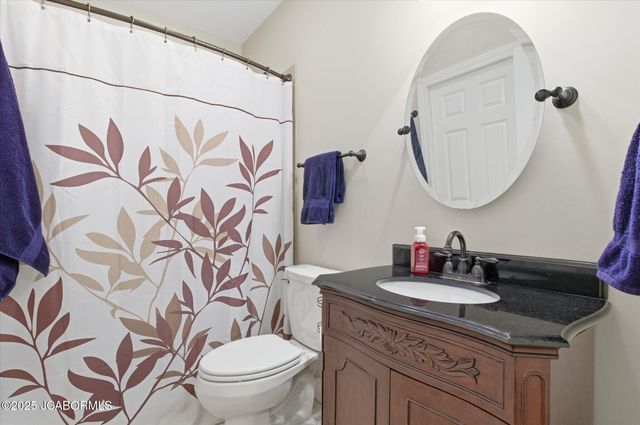 214 PHEASANT RUN ROAD, Jefferson City, MO 65109