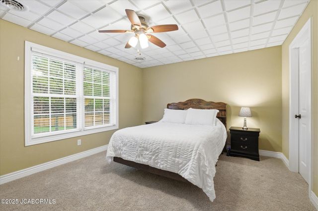 214 PHEASANT RUN ROAD, Jefferson City, MO 65109