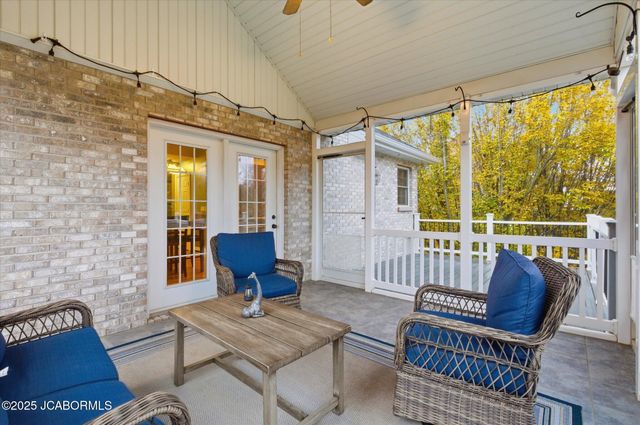 214 PHEASANT RUN ROAD, Jefferson City, MO 65109