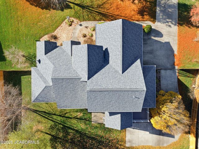 214 PHEASANT RUN ROAD, Jefferson City, MO 65109