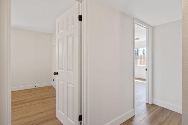 2632 S Encina Street S, Visalia, CA 93277