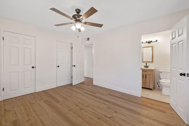 2632 S Encina Street S, Visalia, CA 93277