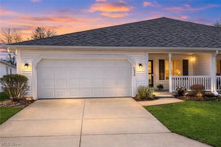 6912 Paradise Way, North Ridgeville, OH 44039