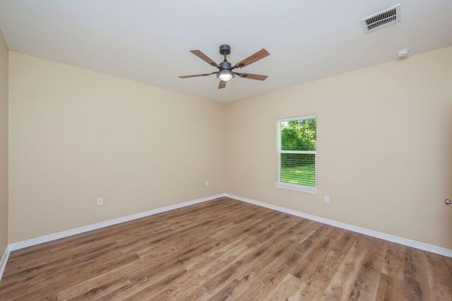 211 Jones Road, Crestview, FL 32536