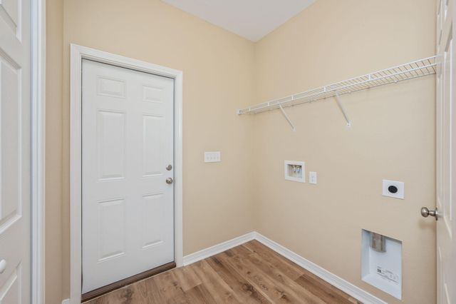 211 Jones Road, Crestview, FL 32536