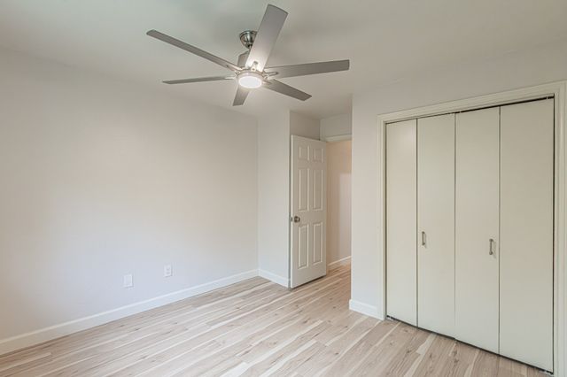 1221 Boardwalk Street, Arlington, TX 76011