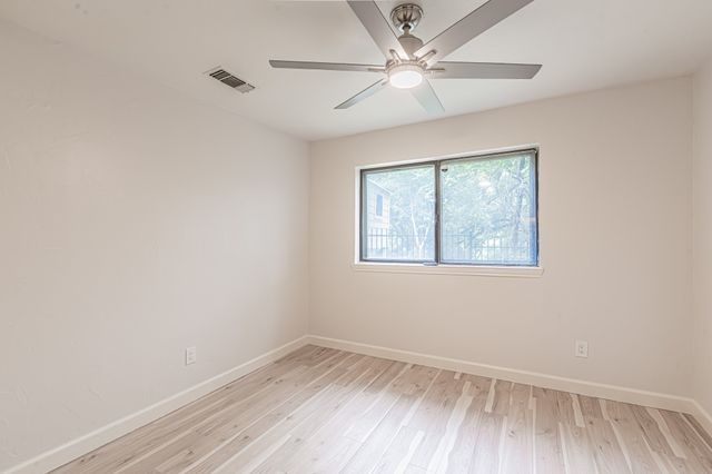 1221 Boardwalk Street, Arlington, TX 76011
