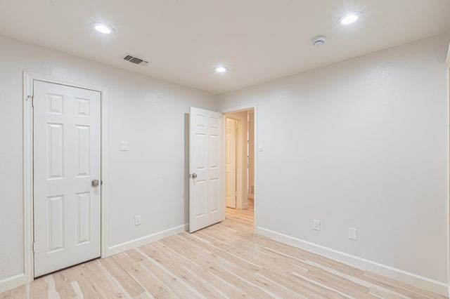 1221 Boardwalk Street, Arlington, TX 76011