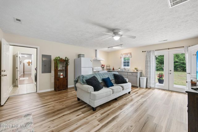 268 Dewey Drive, Aberdeen, NC 28315